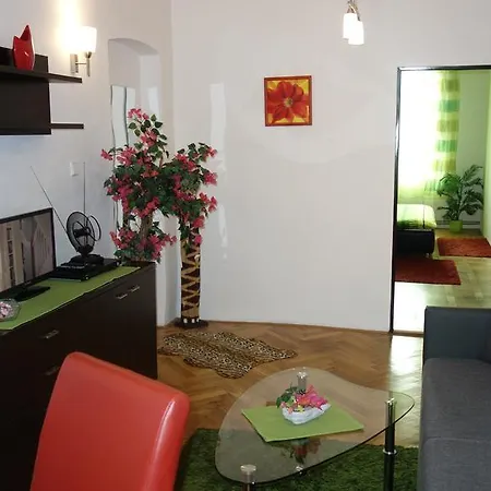 Apartament Rokytka - *